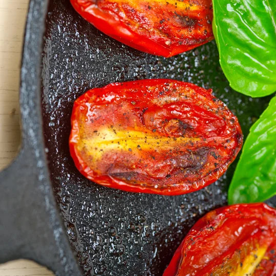 Gebakken tomaten met olijfolie